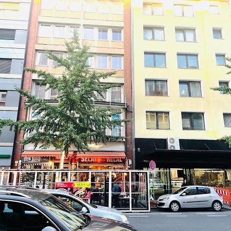 Zentrale Wohnung Direkt Am Hauptbahnhof - Bismarck Düsseldorf Exteriör bild
