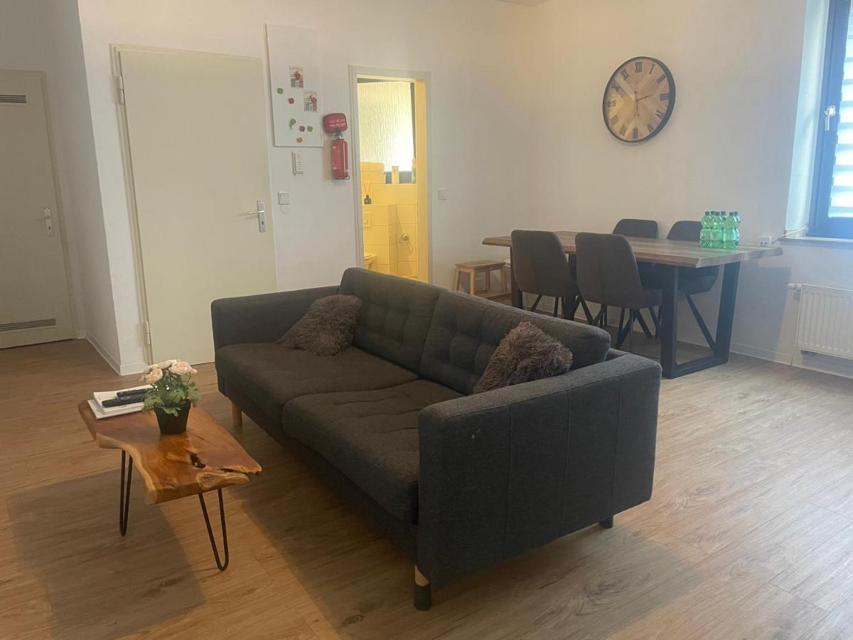 Zentrale Wohnung Direkt Am Hauptbahnhof - Bismarck Düsseldorf Exteriör bild