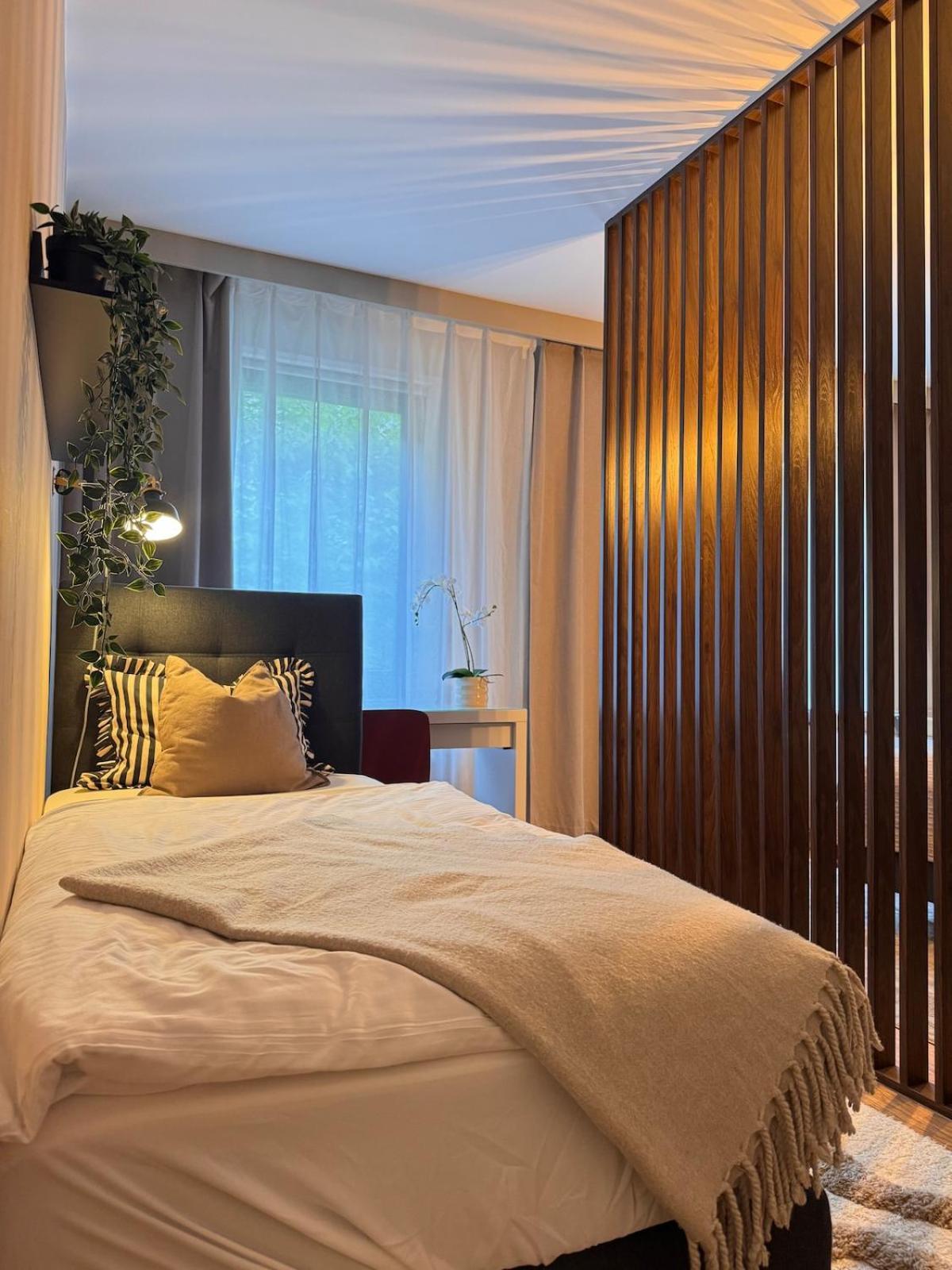 Zentrale Wohnung Direkt Am Hauptbahnhof - Bismarck Düsseldorf Exteriör bild