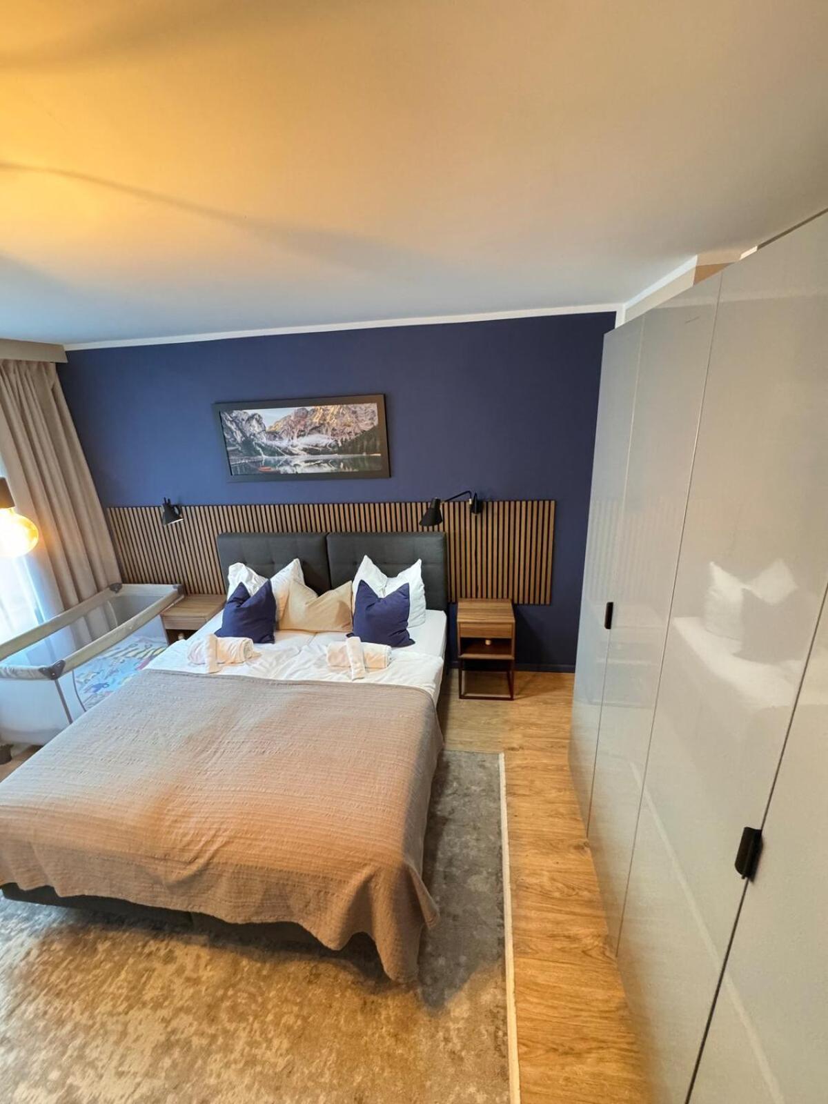 Zentrale Wohnung Direkt Am Hauptbahnhof - Bismarck Düsseldorf Exteriör bild