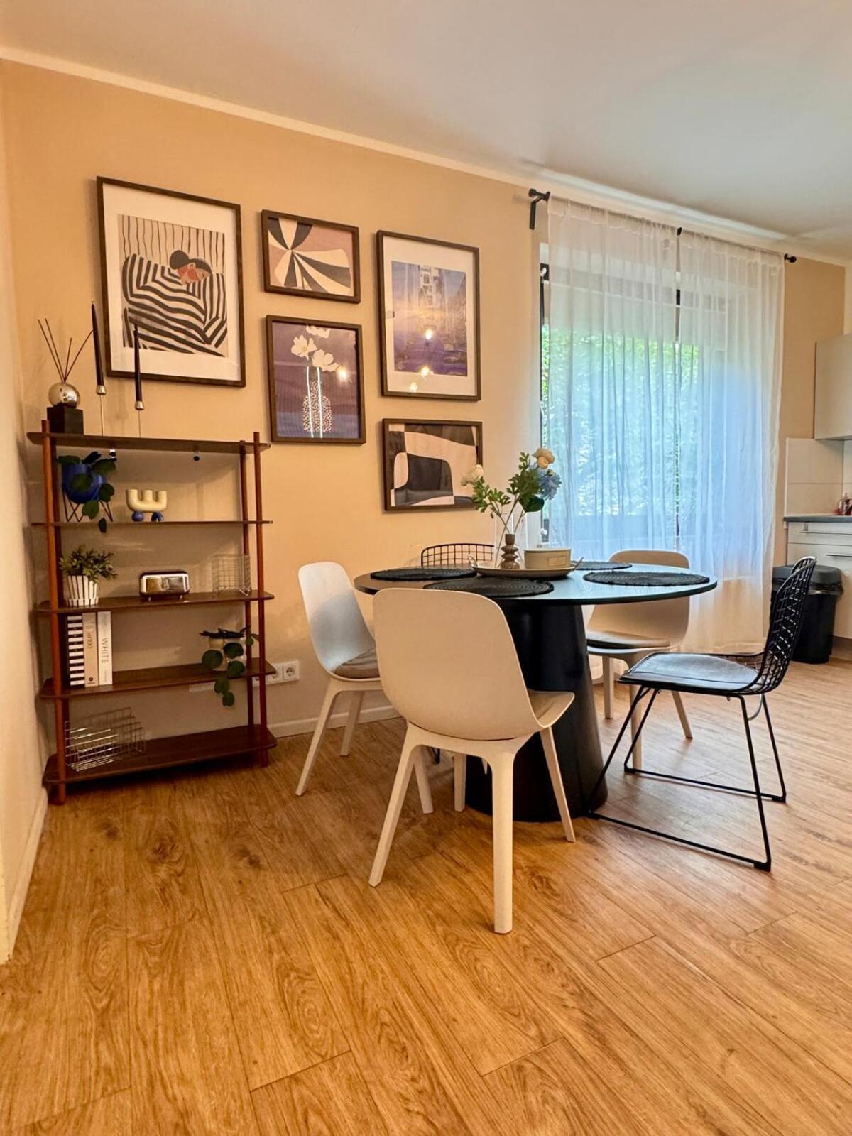 Zentrale Wohnung Direkt Am Hauptbahnhof - Bismarck Düsseldorf Exteriör bild