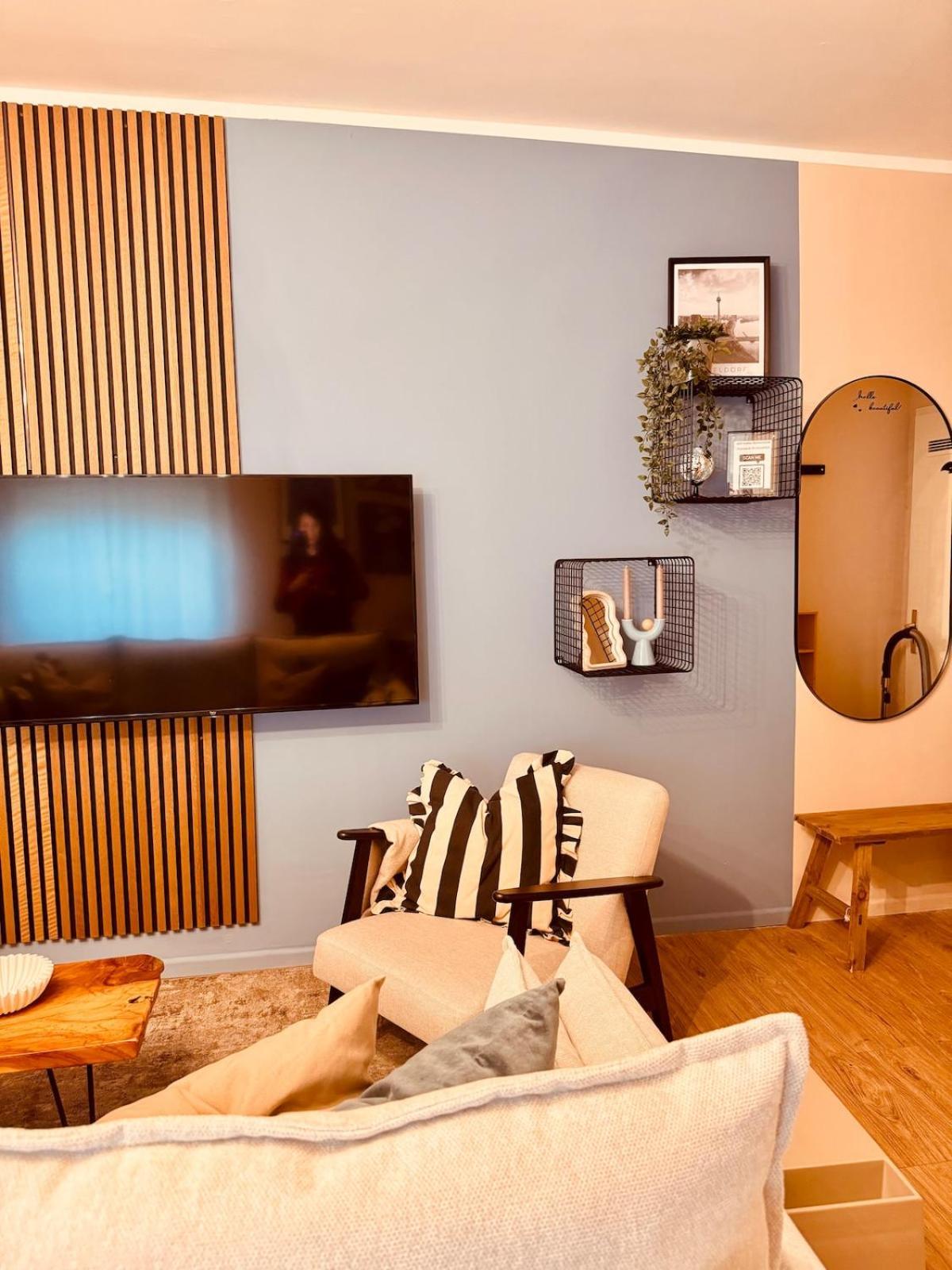 Zentrale Wohnung Direkt Am Hauptbahnhof - Bismarck Düsseldorf Exteriör bild